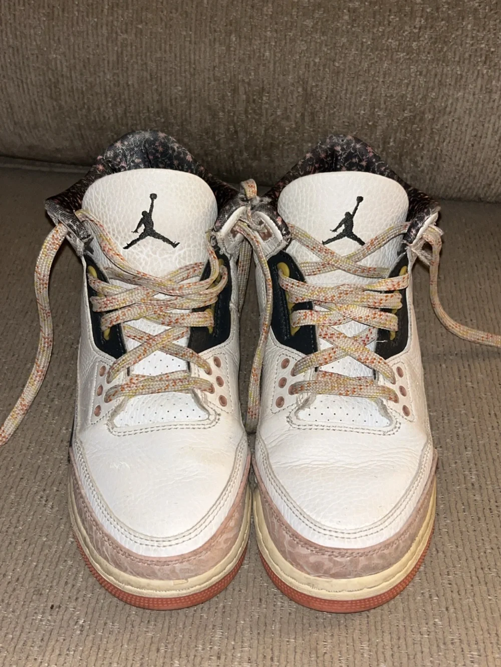 Air Jordan 3 Mid Top Unisex Kids Sneakers Floral White/Black US 7